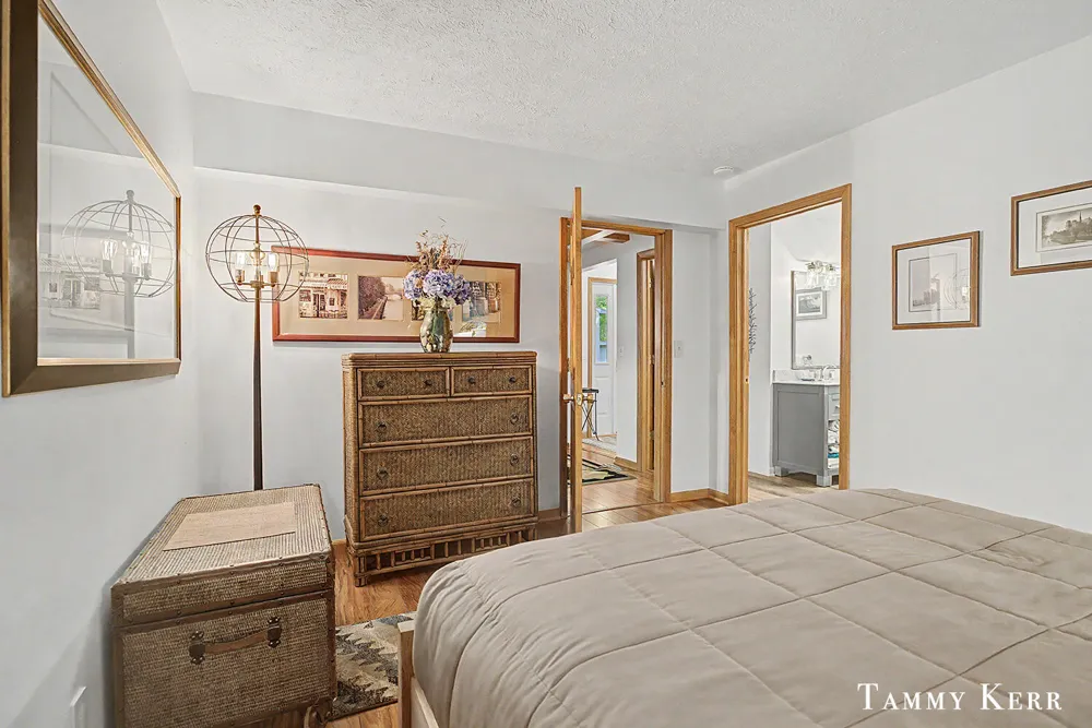 6051 Old Allegan Road Saugatuck Township, MI 49453
