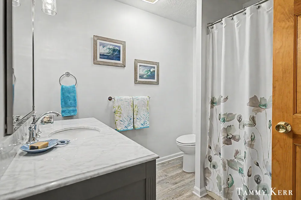 6051 Old Allegan Road Saugatuck Township, MI 49453