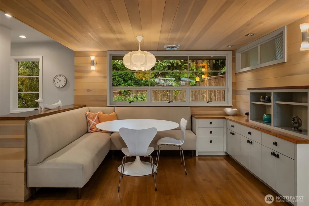 6340 NE Windermere Road Seattle, WA 98105