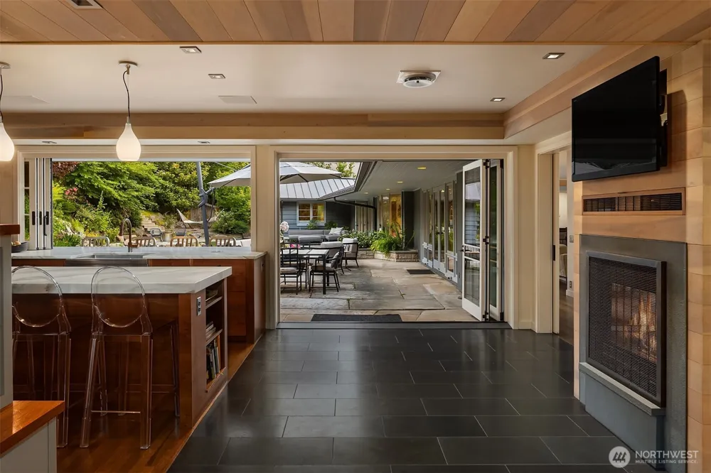 6340 NE Windermere Road Seattle, WA 98105