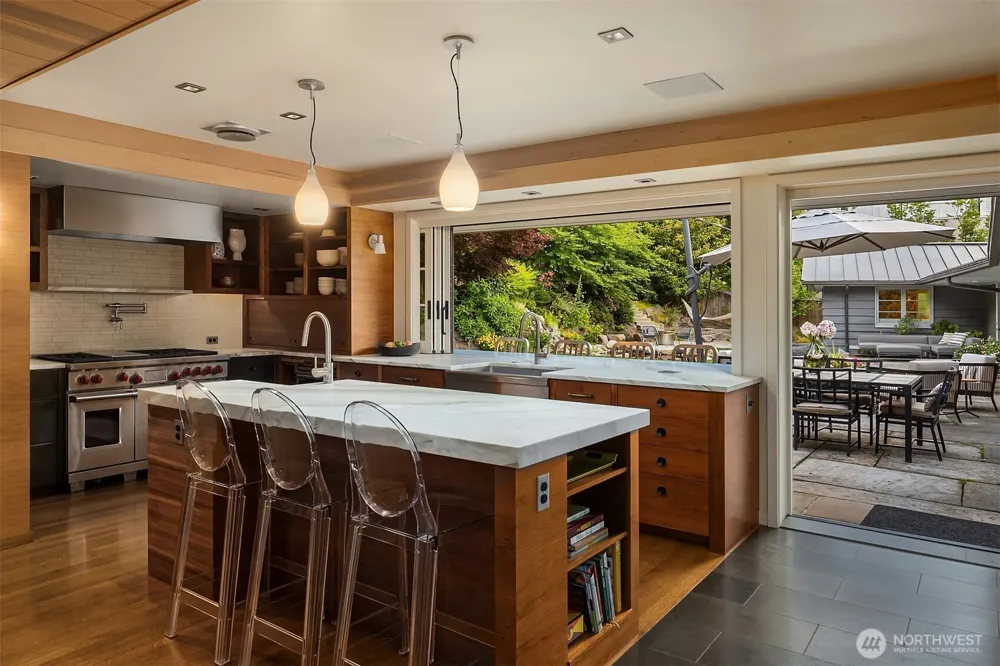 6340 NE Windermere Road Seattle, WA 98105