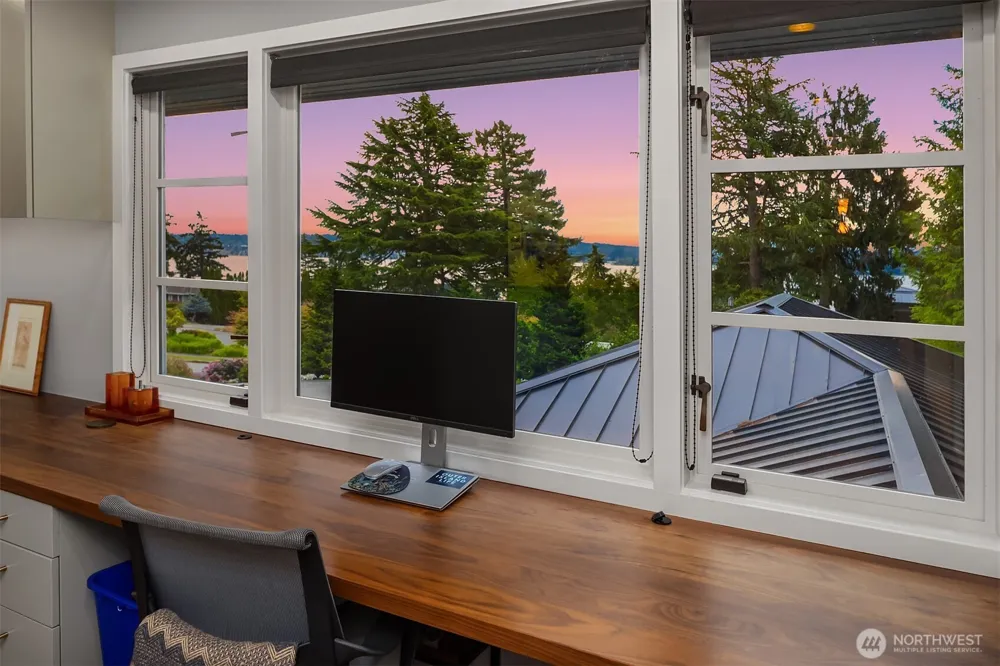 6340 NE Windermere Road Seattle, WA 98105