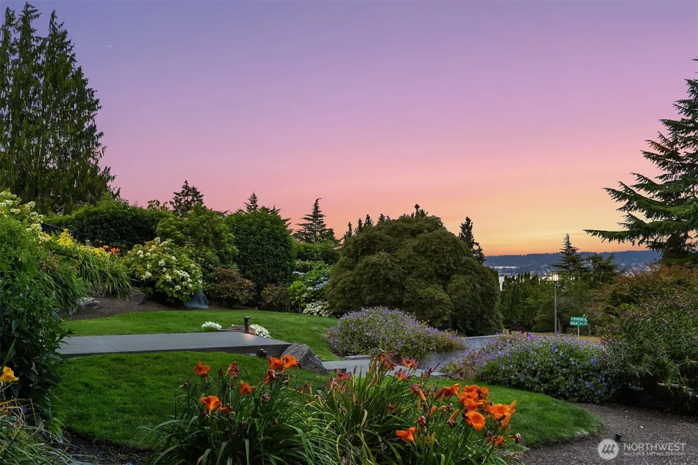 6340 NE Windermere Road Seattle, WA 98105