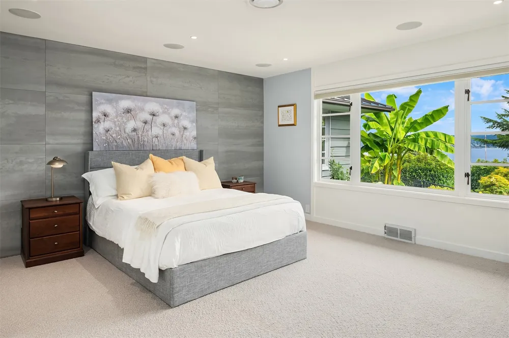 6340 NE Windermere Road Seattle, WA 98105