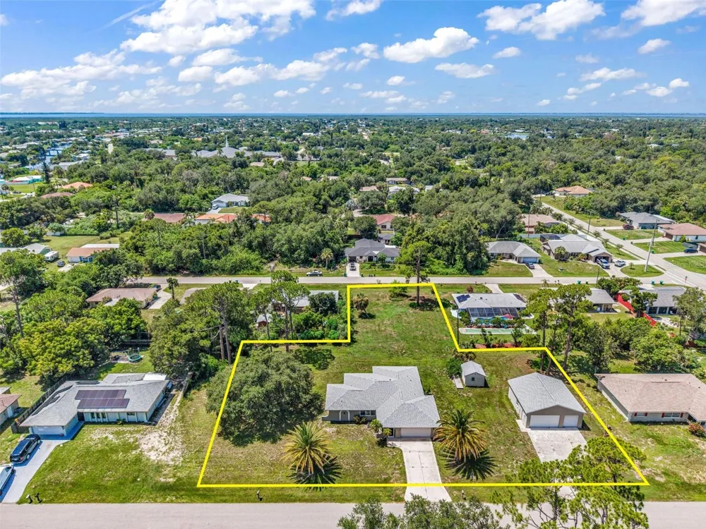 18521 QUAINT AVENUE Port Charlotte, FL 33948