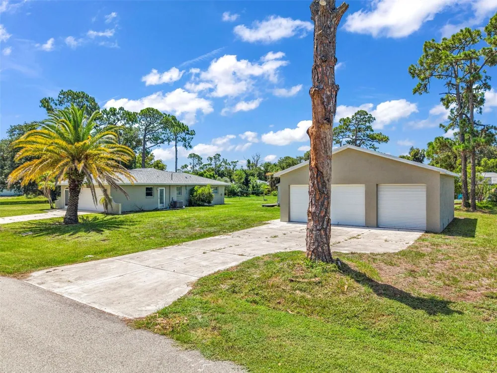 18521 QUAINT AVENUE Port Charlotte, FL 33948
