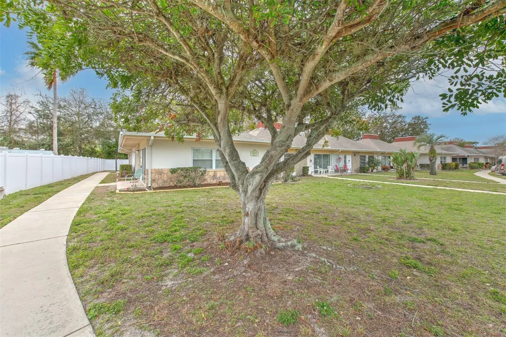 4313 TAHITIAN GARDENS CIRCLE #A Holiday, FL 34691