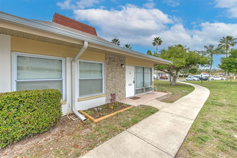 4313 TAHITIAN GARDENS CIRCLE #A Holiday, FL 34691