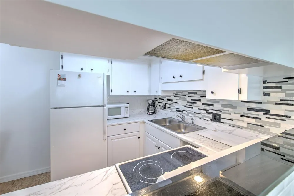 4313 TAHITIAN GARDENS CIRCLE #A Holiday, FL 34691