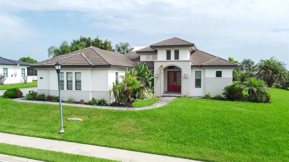 262 AMARYLLIS WAY Lake Alfred, FL 33850