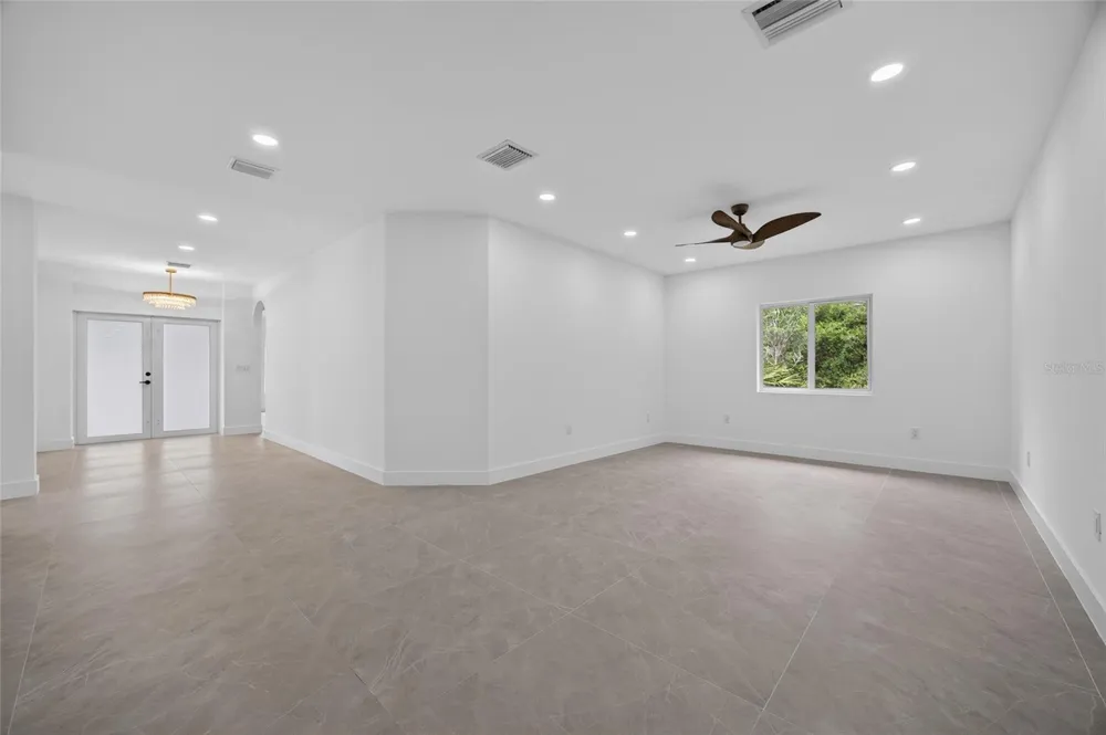 1177 COMMERCE STREET Port Charlotte, FL 33953