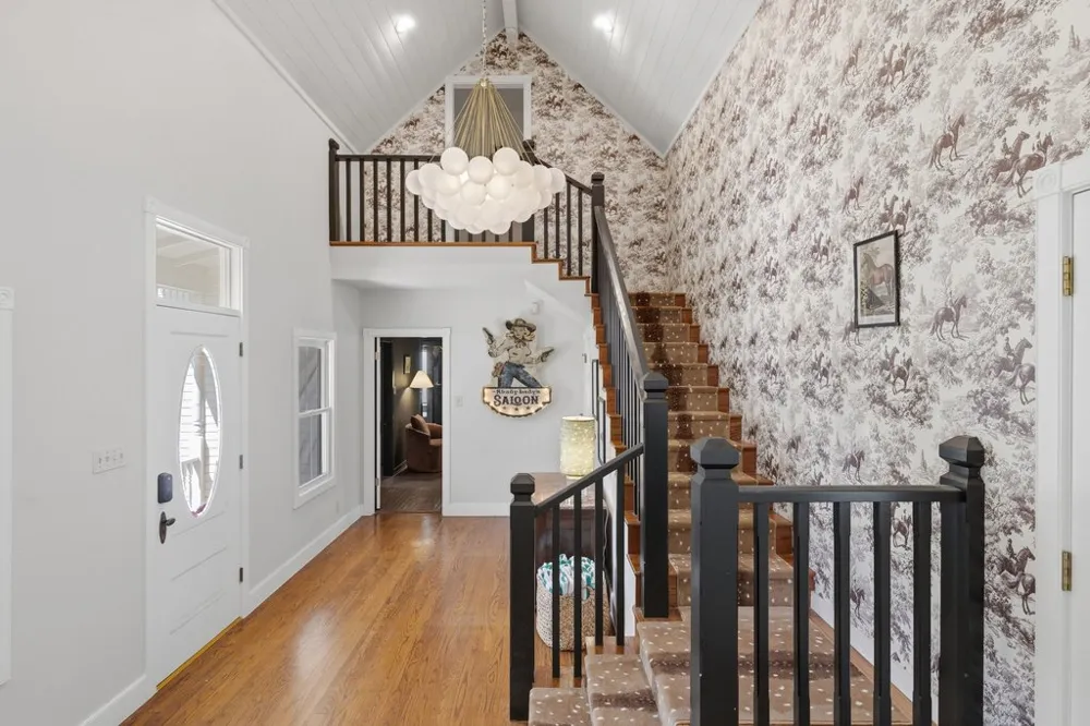 308 E Travis Street Fredericksburg, TX 78624