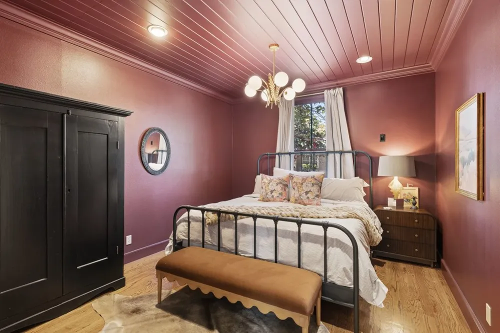308 E Travis Street Fredericksburg, TX 78624
