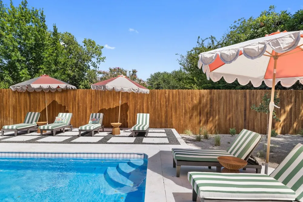 308 E Travis Street Fredericksburg, TX 78624