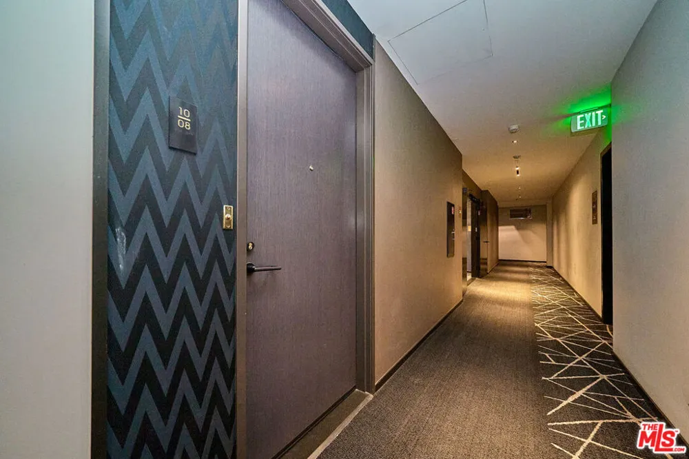 1050 S Grand Avenue #1008 Los Angeles, CA 90015