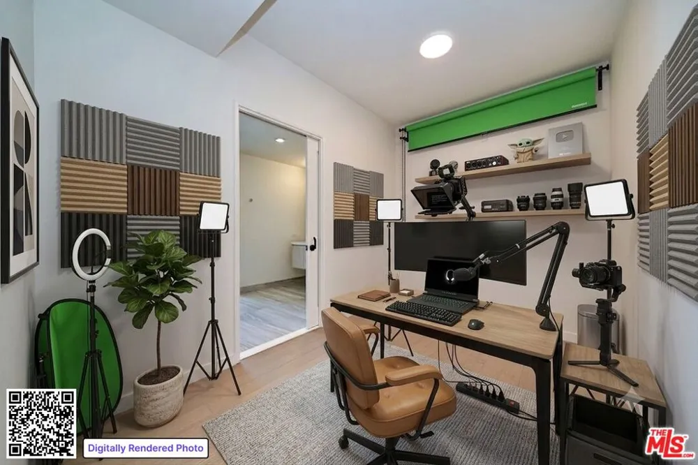 1050 S Grand Avenue #1008 Los Angeles, CA 90015