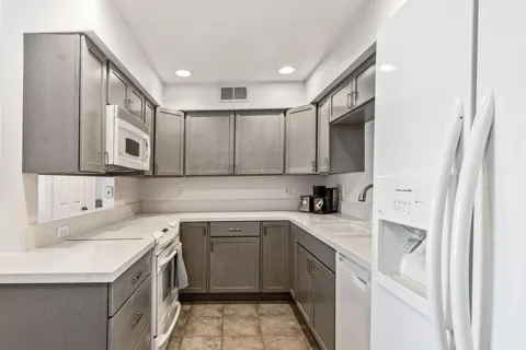 31200 Landau Boulevard #201