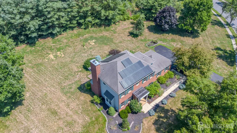 32 W Kincaid Drive West Windsor, NJ 08550