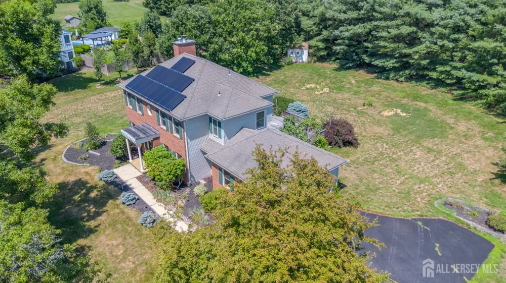 32 W Kincaid Drive West Windsor, NJ 08550