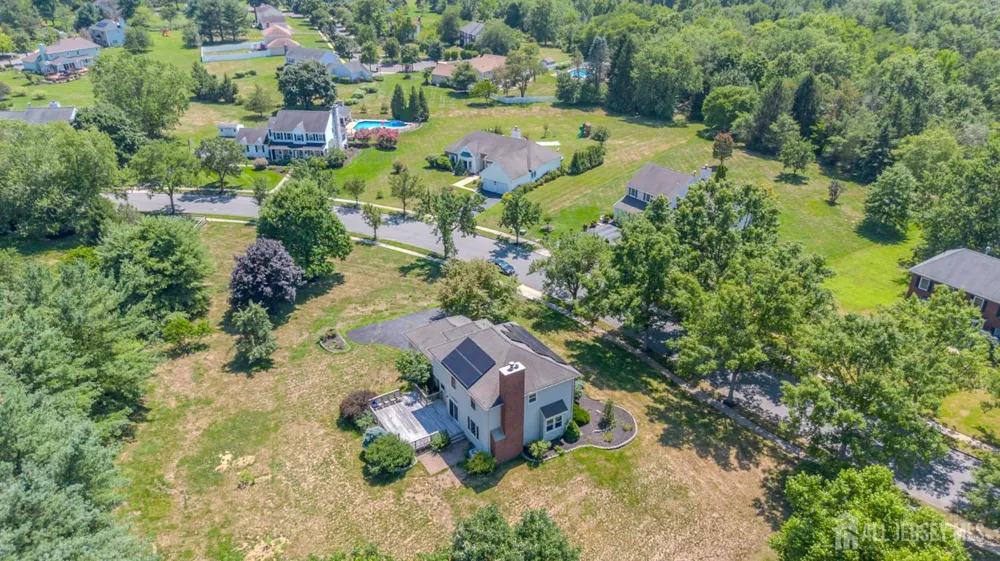 32 W Kincaid Drive West Windsor, NJ 08550