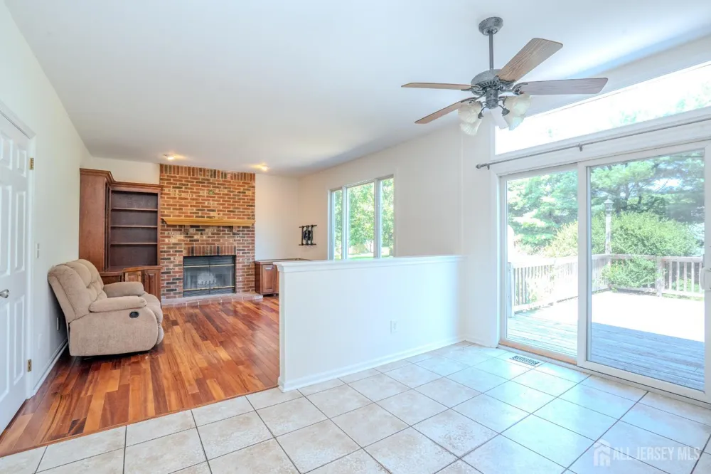 32 W Kincaid Drive West Windsor, NJ 08550