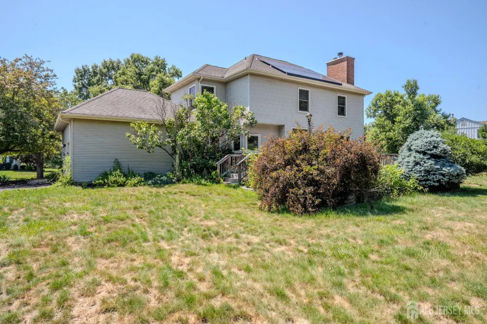 32 W Kincaid Drive West Windsor, NJ 08550