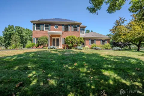 32 W Kincaid Drive