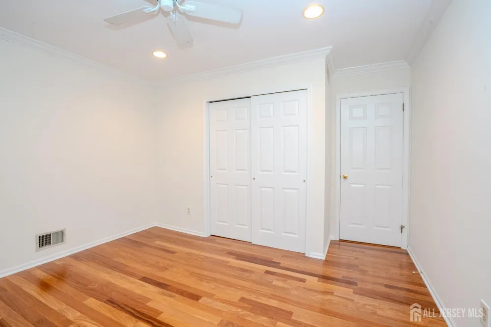 32 W Kincaid Drive West Windsor, NJ 08550