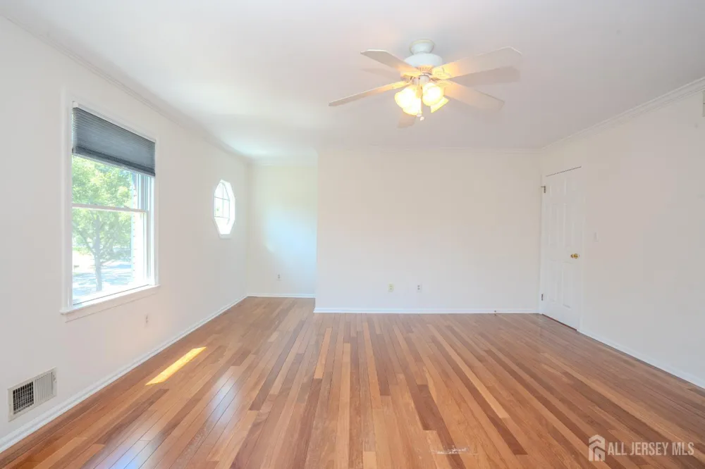 32 W Kincaid Drive West Windsor, NJ 08550