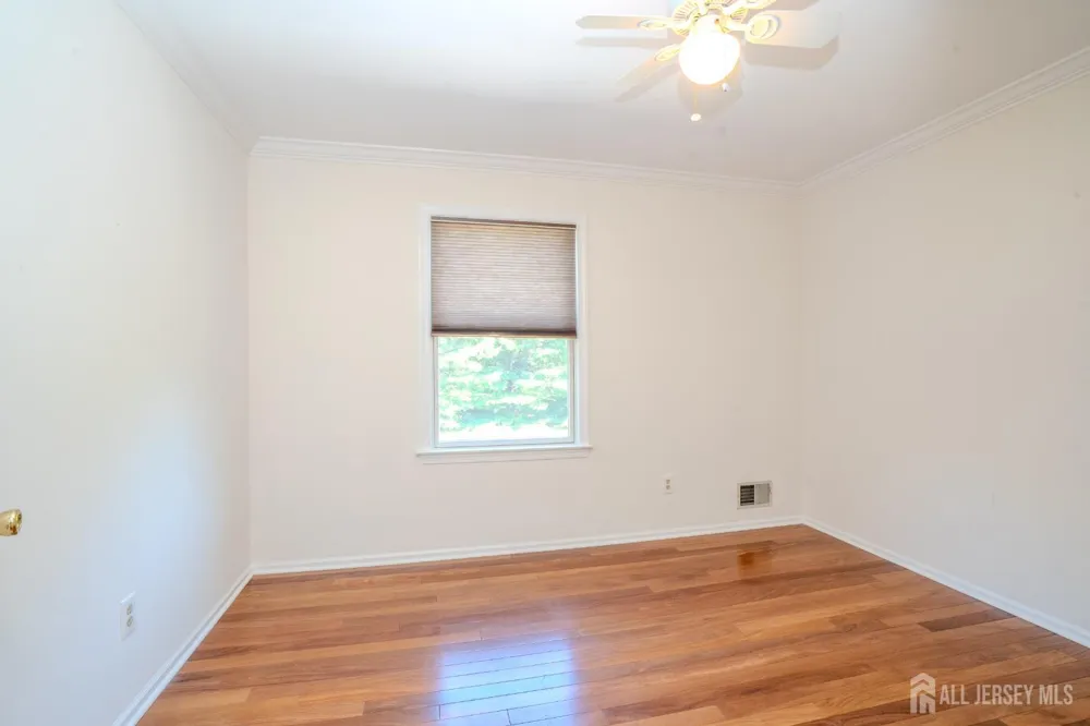 32 W Kincaid Drive West Windsor, NJ 08550