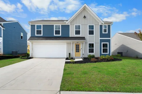 1010 Blossom Lane