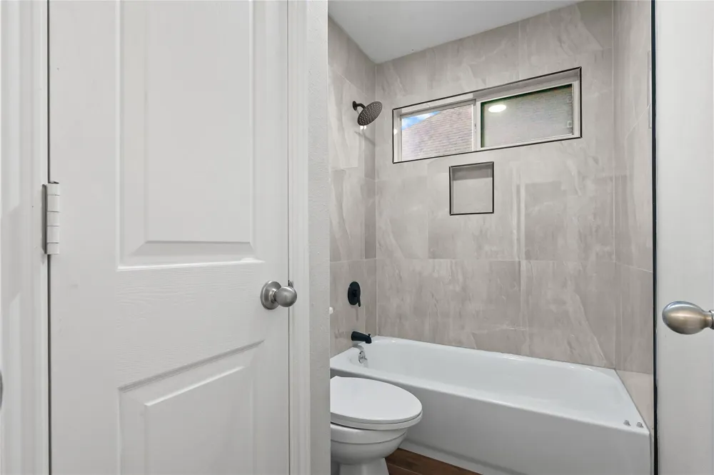 15306 Bramshaw Glen Court Houston, TX 77049