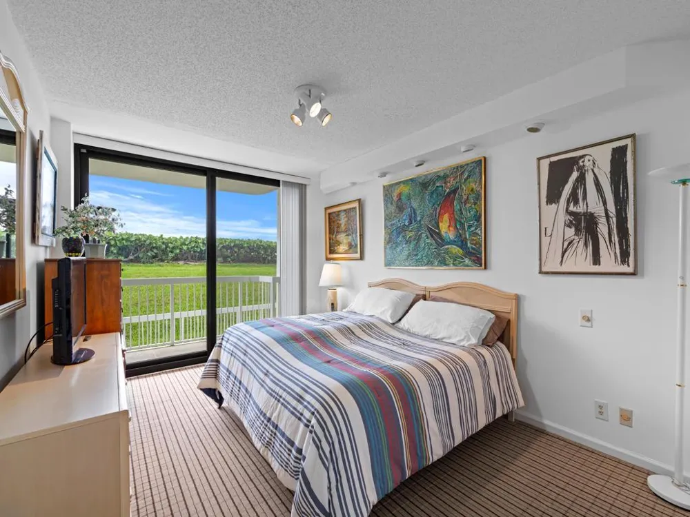 3300 S Ocean Boulevard #103s Palm Beach, FL 33480