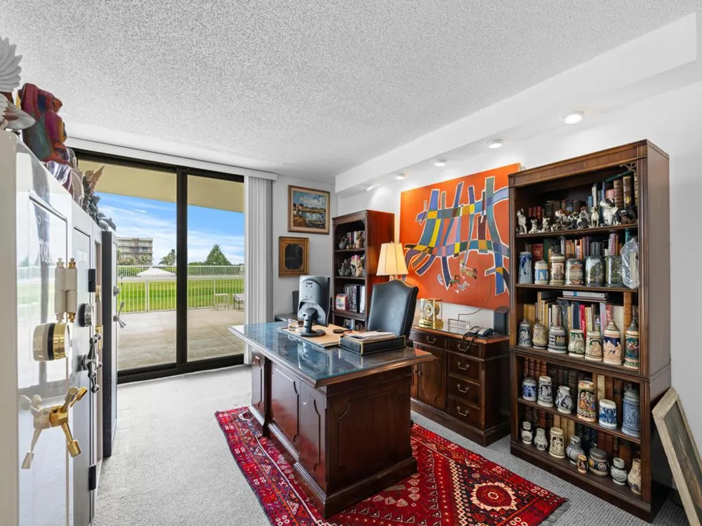 3300 S Ocean Boulevard #103s Palm Beach, FL 33480