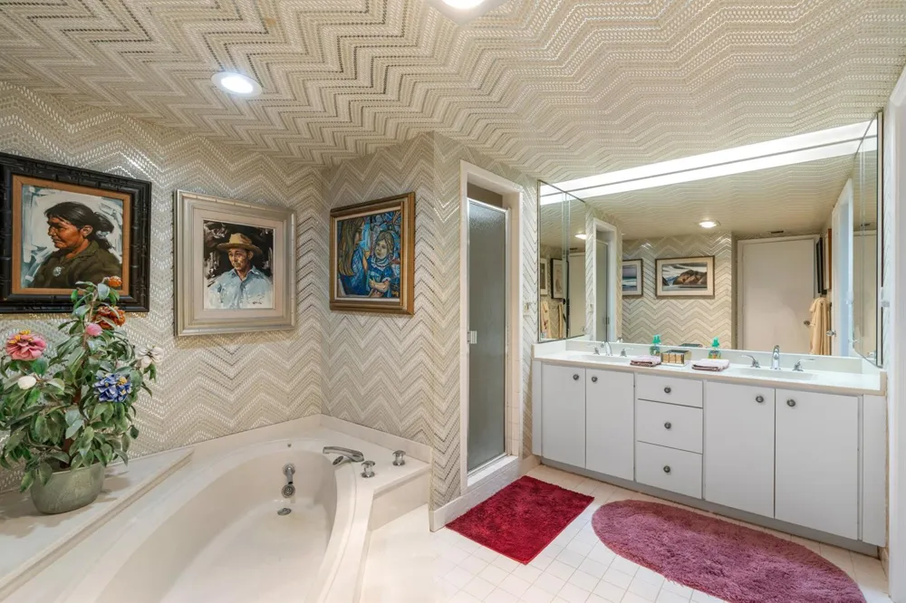 3300 S Ocean Boulevard #103s Palm Beach, FL 33480