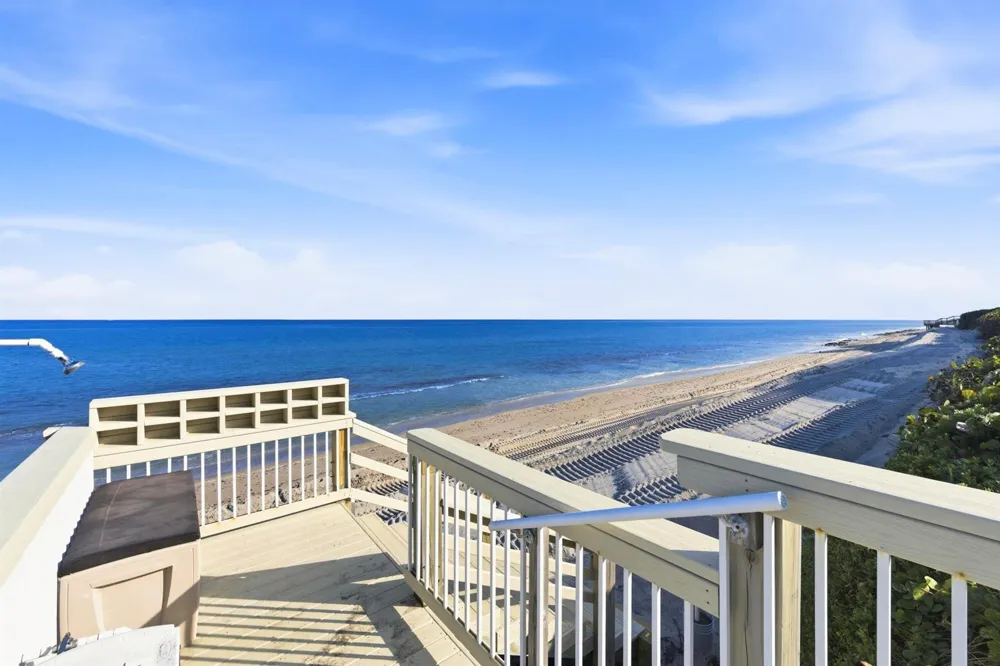 3300 S Ocean Boulevard #103s Palm Beach, FL 33480