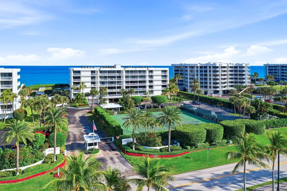 3300 S Ocean Boulevard #103s Palm Beach, FL 33480