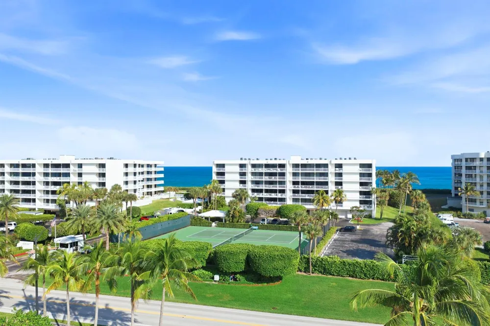 3300 S Ocean Boulevard #103s Palm Beach, FL 33480