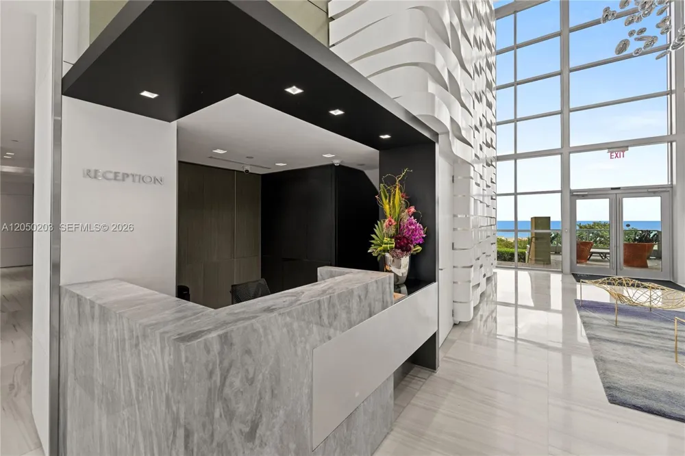 1455 Ocean Dr #1009 Miami Beach, FL 33139