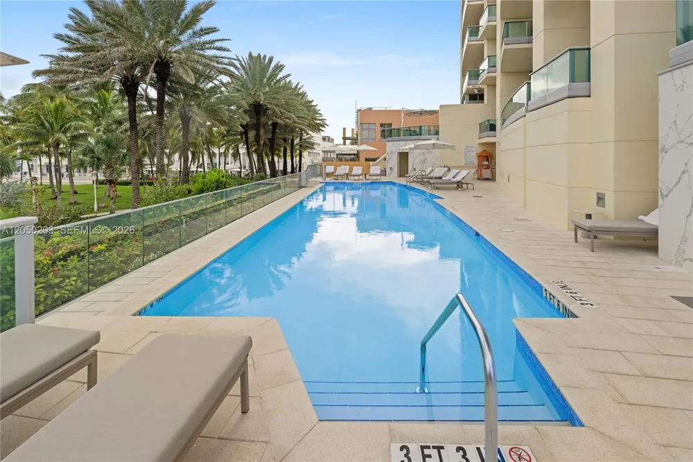 1455 Ocean Dr #1009 Miami Beach, FL 33139