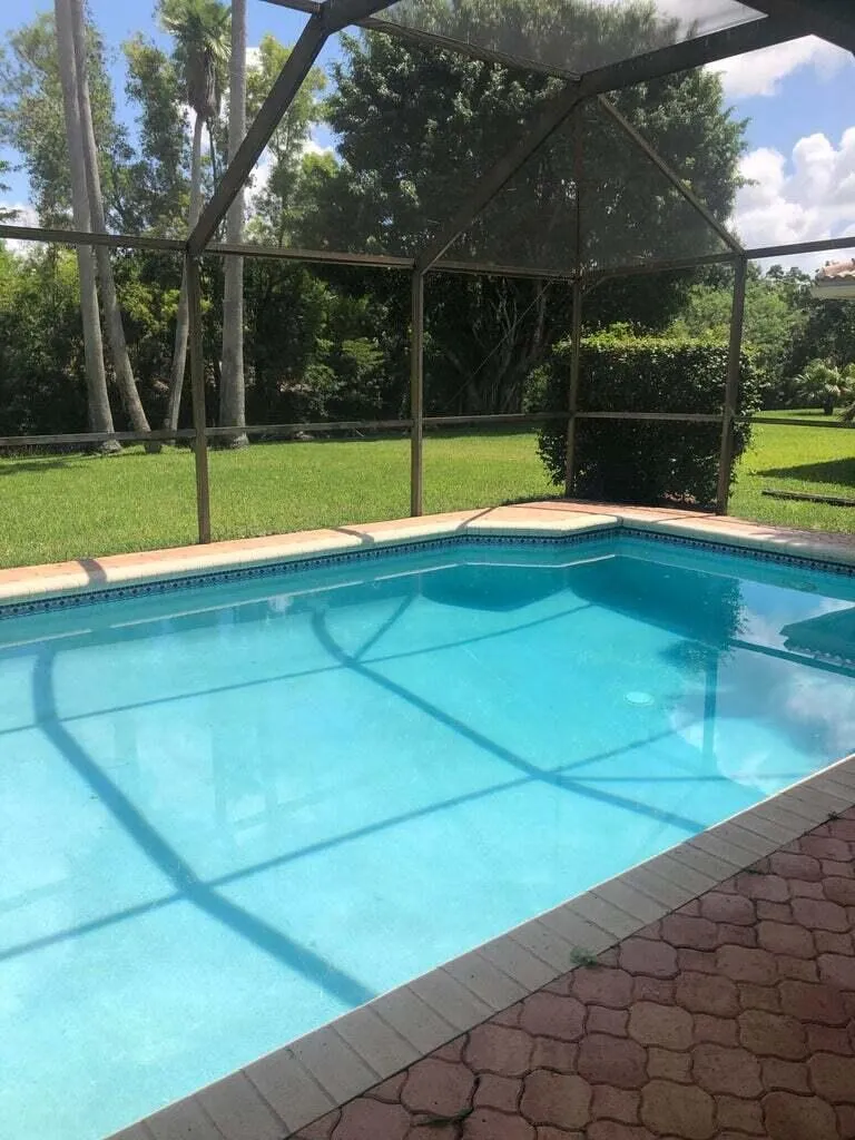 8649 NW 57th Court Coral Springs, FL 33067