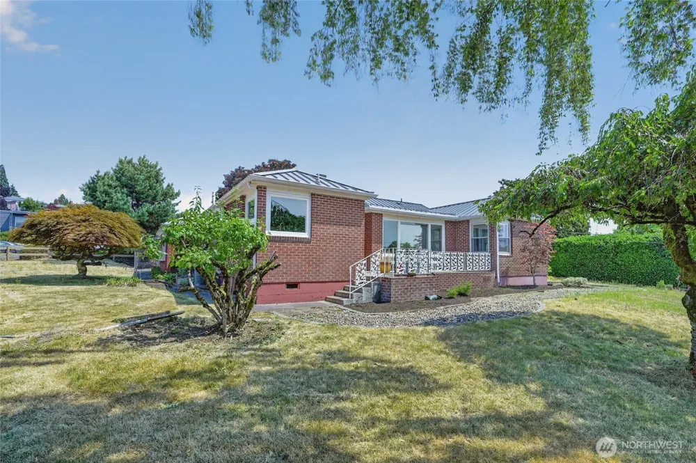 6805 SE Middle Way Vancouver, WA 98664
