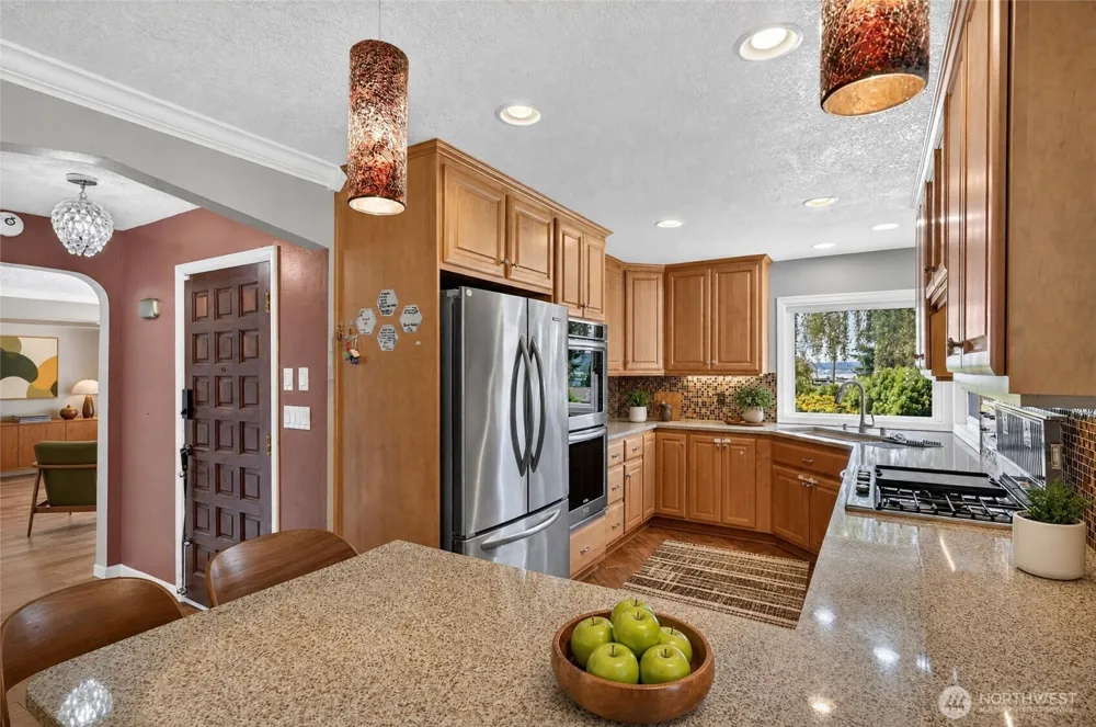 6805 SE Middle Way Vancouver, WA 98664