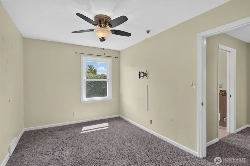 6805 SE Middle Way Vancouver, WA 98664