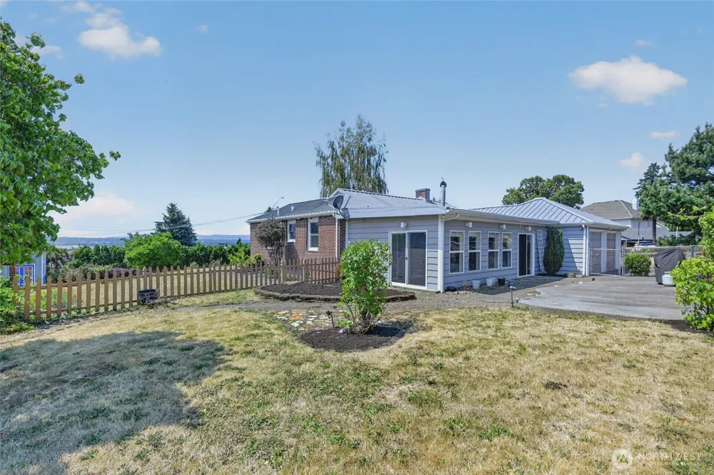 6805 SE Middle Way Vancouver, WA 98664