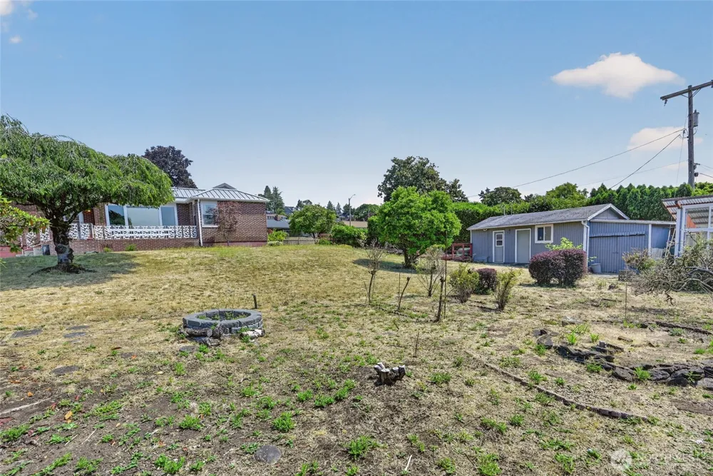 6805 SE Middle Way Vancouver, WA 98664