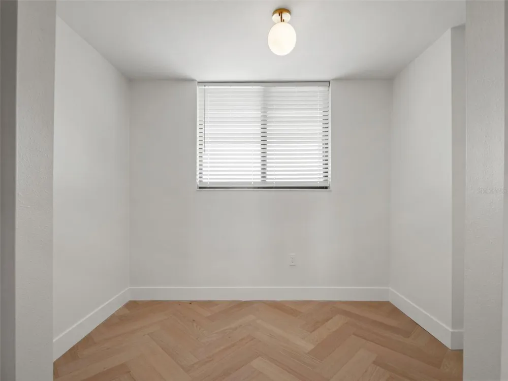 530 E CENTRAL BOULEVARD #405 Orlando, FL 32801