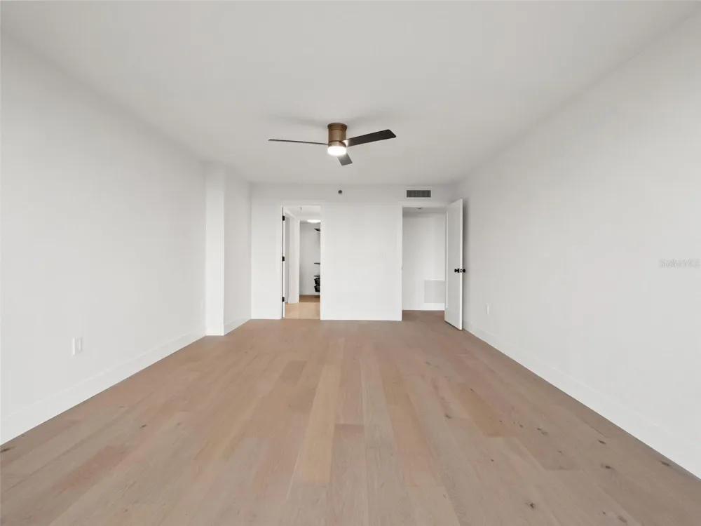 530 E CENTRAL BOULEVARD #405 Orlando, FL 32801