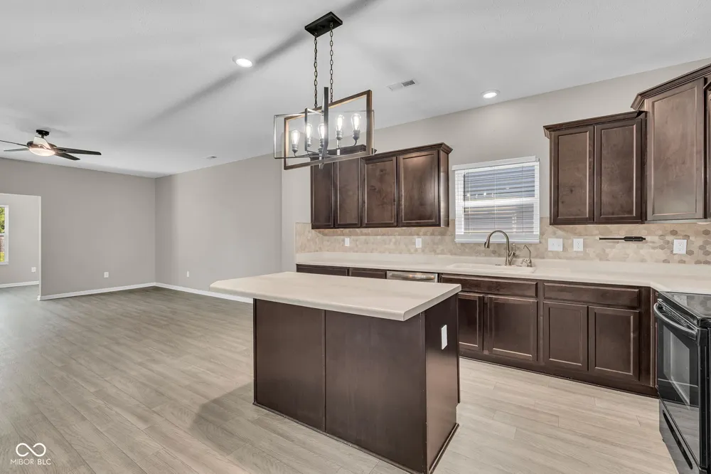 1703 Danielle Road Lebanon, IN 46052