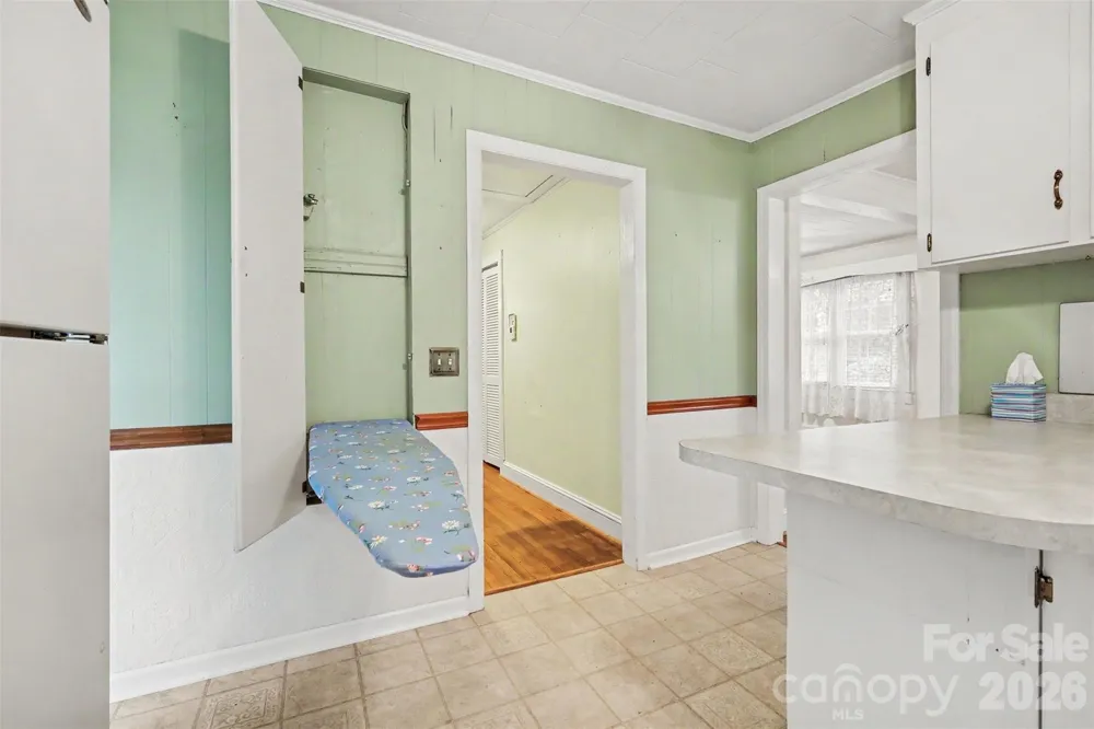 515 Hill Street Dallas, NC 28034